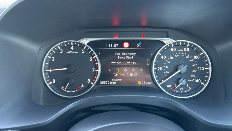 Nissan Qashqai 1.3 DiG-T MH Acenta Premium 5dr Petrol Hatchback